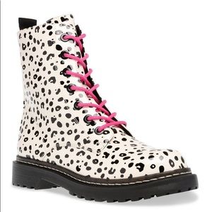 BETSY JOHNSON Elite Boots